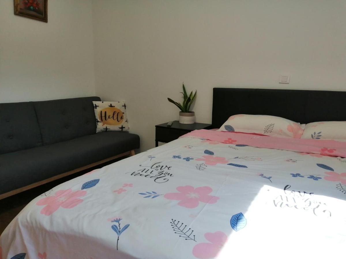 Villa Sunshine บานิว ภายนอก รูปภาพ